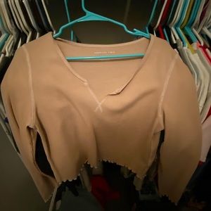American Eagle tan crop top